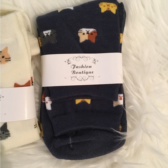 FASHION boutique cat socks 2 pair - Picture 4 of 6